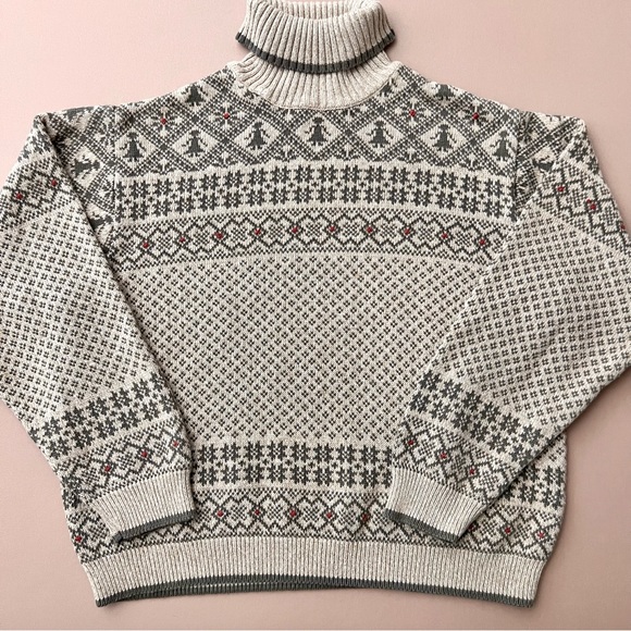 Vintage Woolrich Turtleneck Sweater - Picture 10 of 16